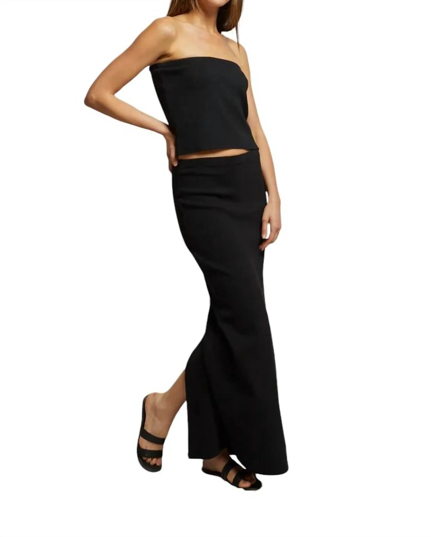 Aja Blondie Skirt In True Black