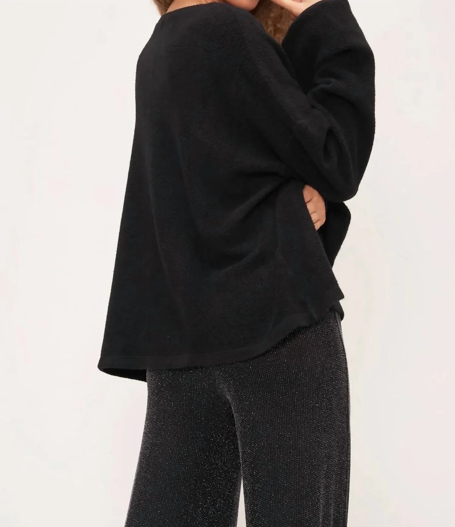 Always Cold Relaxed Sweatshirt In Black