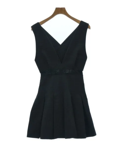 AULA Dresses