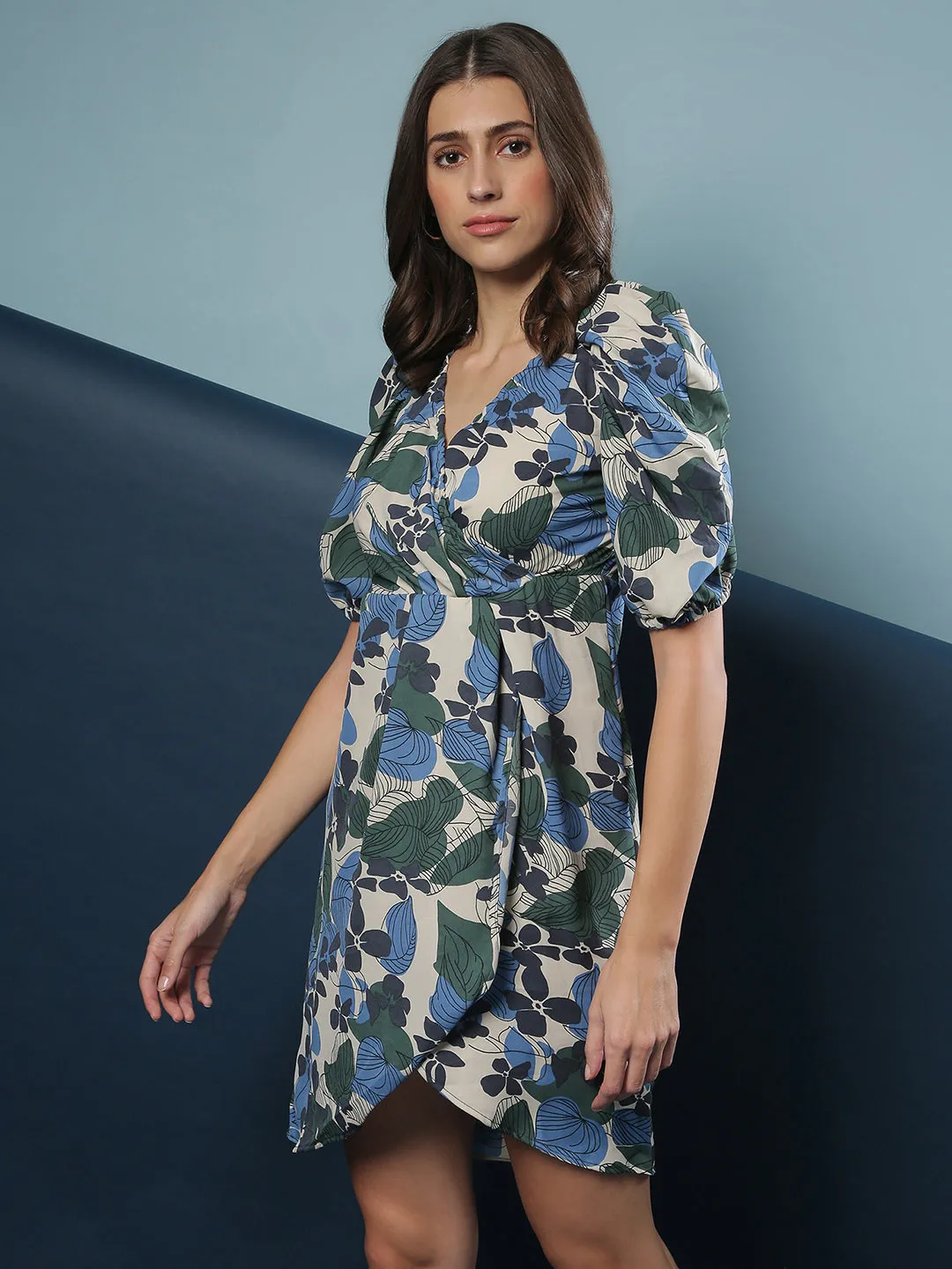 Campus Sutra Women Floral Design Casual Dresses