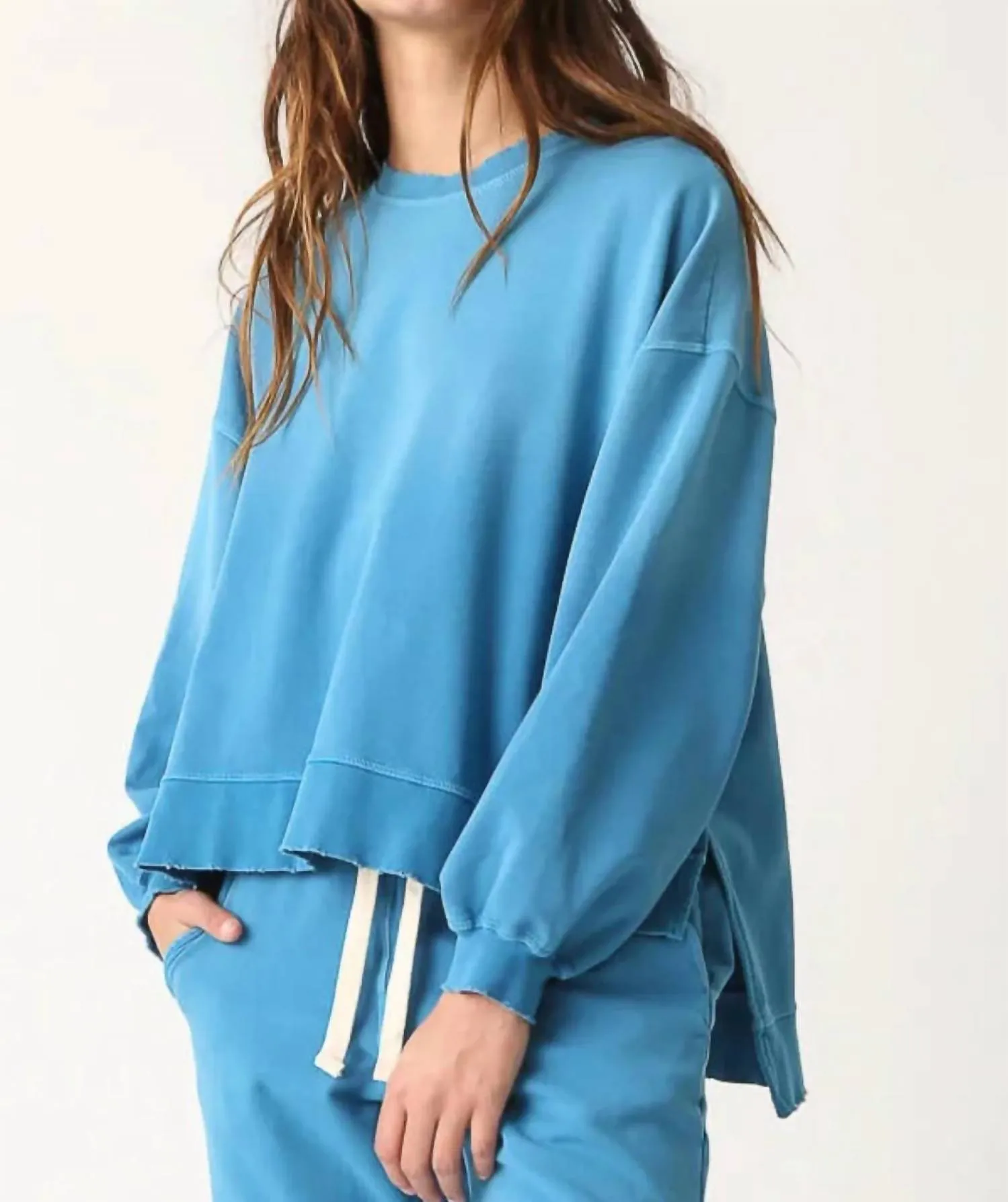 Erin Sweatshirt In Sun Bleached Juniper