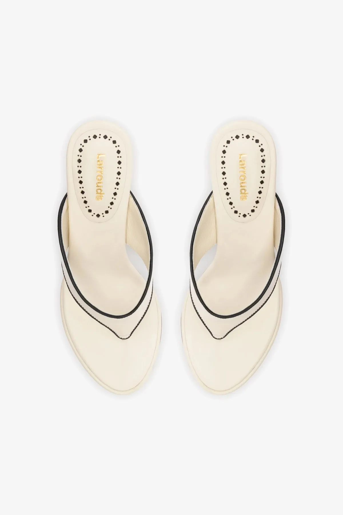 Gaia Sandal In Ivory Leather