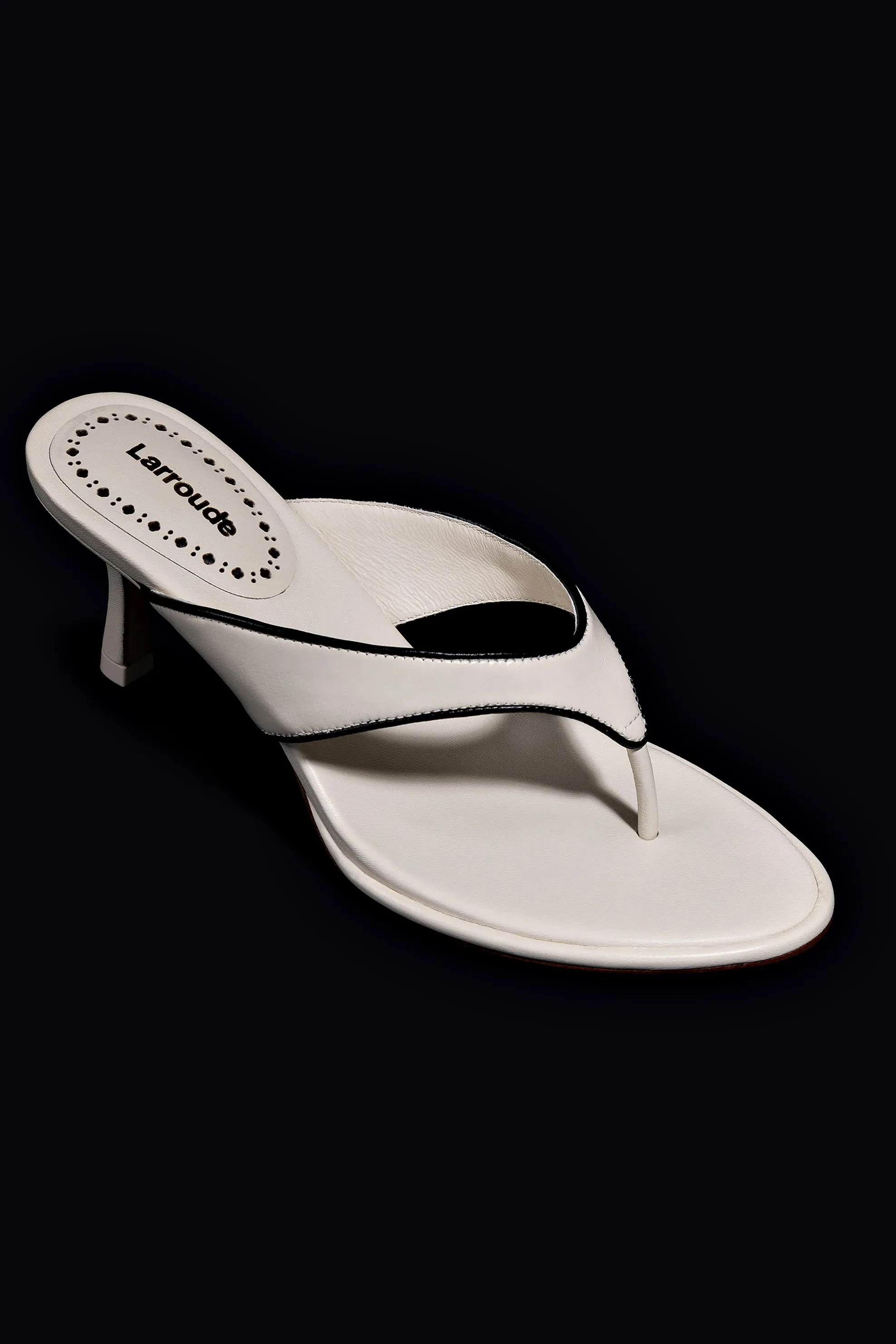 Gaia Sandal In Ivory Leather