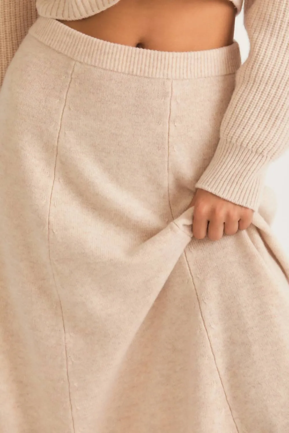 Hardin Midi Skirt In Wheat