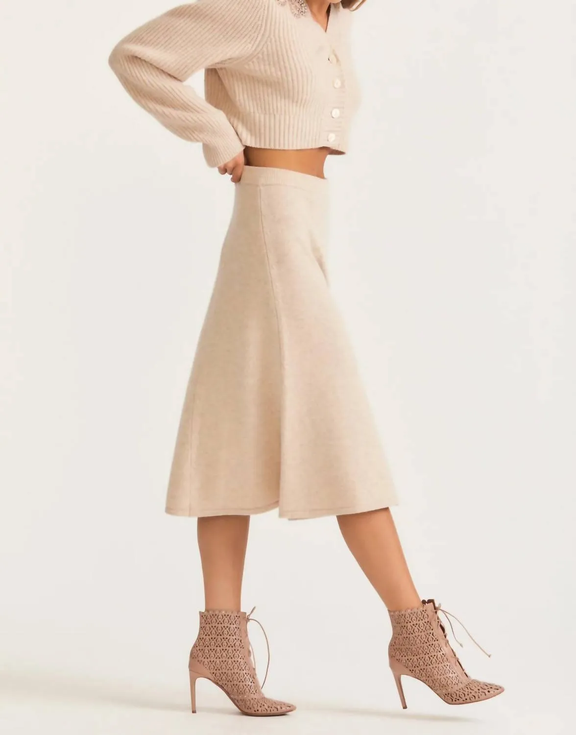 Hardin Midi Skirt In Wheat