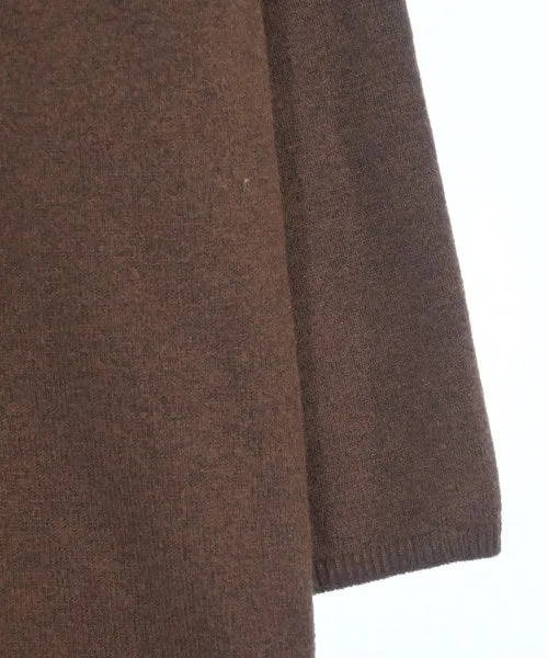LB.03 Section Dresses