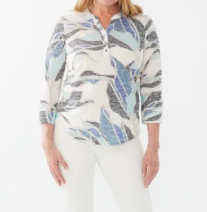 Leaf 3/4 Sleeve Henley Top In Gulla Leaf