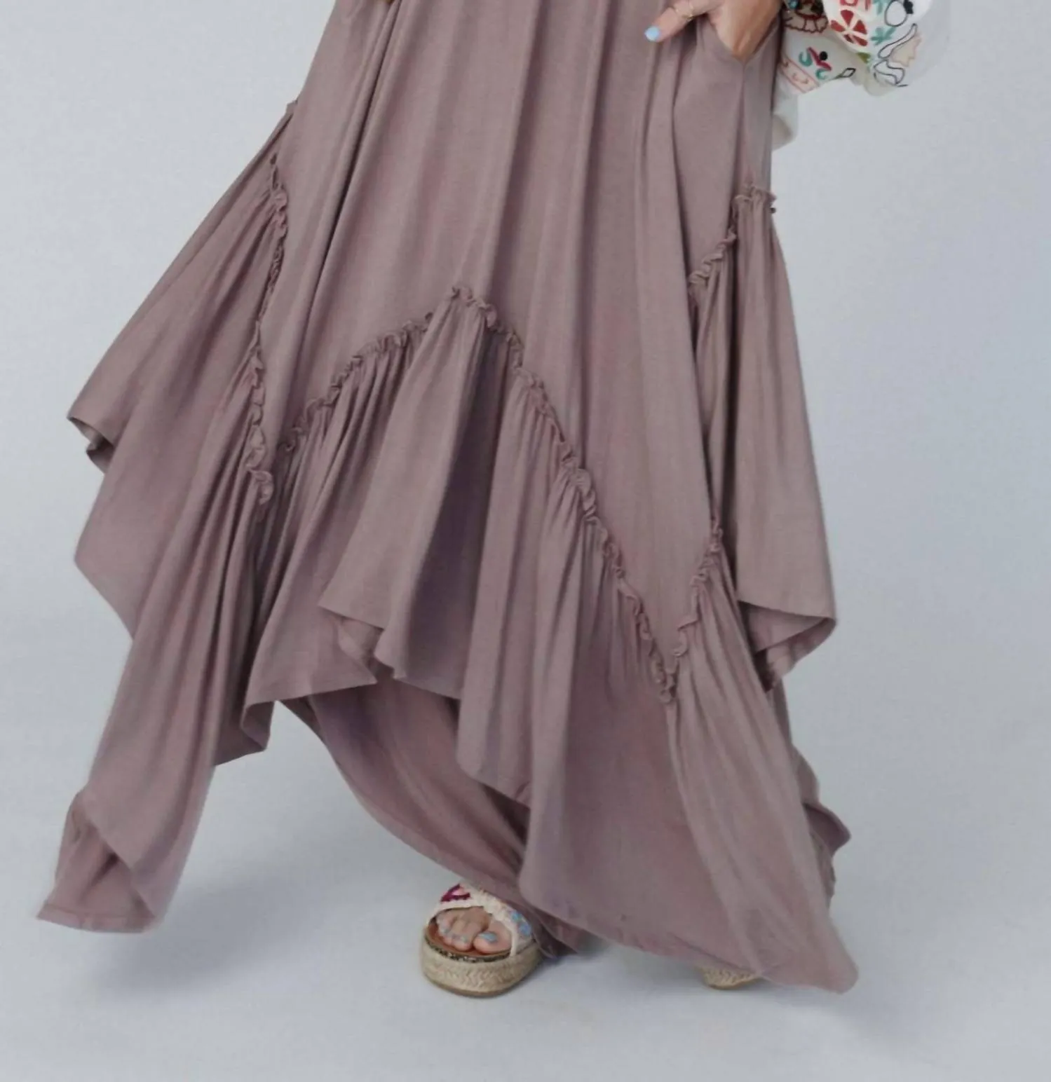Nest Forever Beauty Maxi Skirt In Mushroom