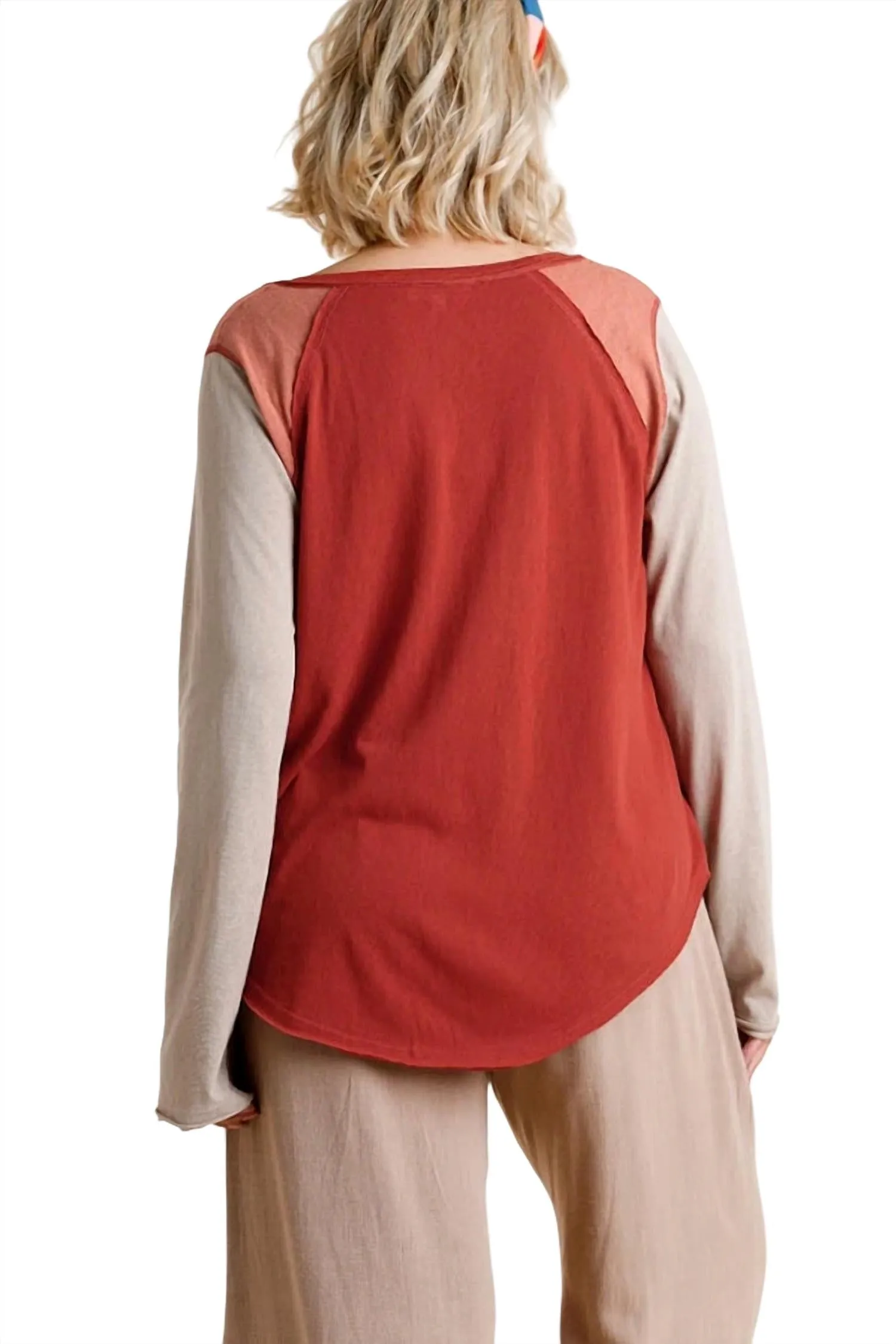 Raw Edge Color Block Top - Plus In Brick