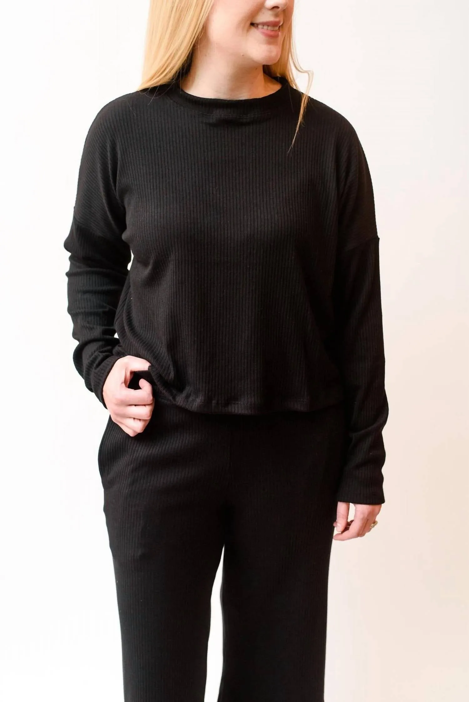 Ribbed Lounge Top In Black