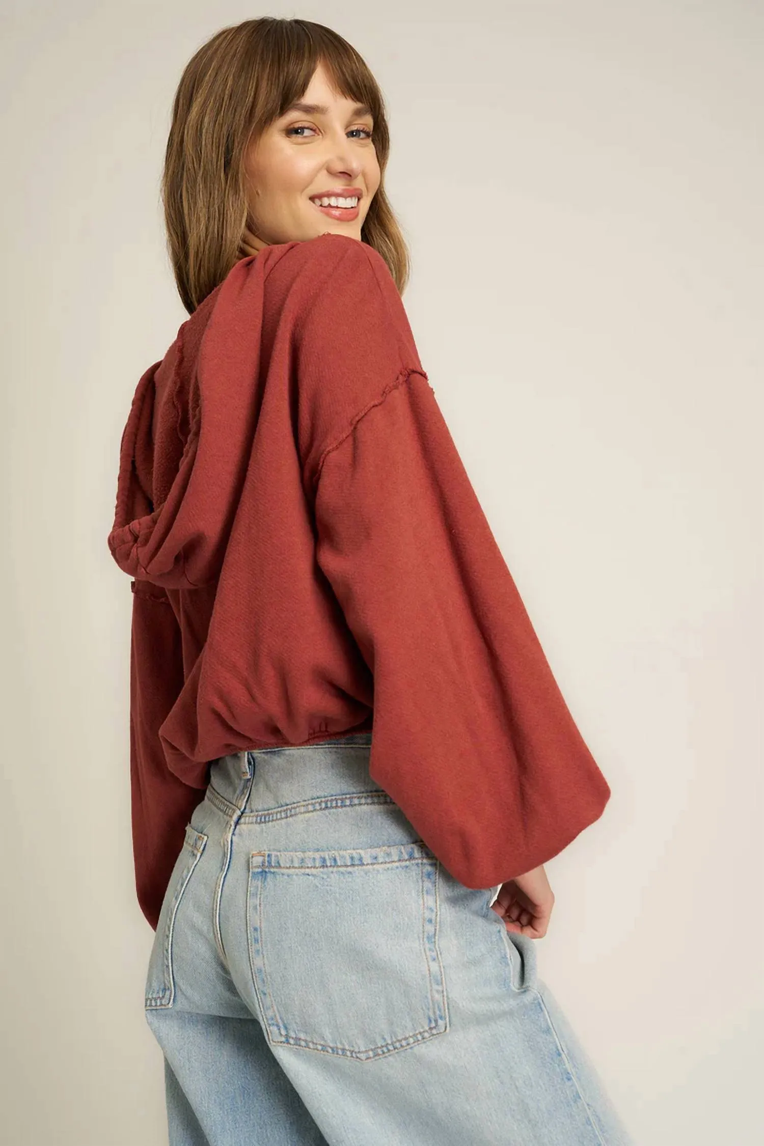 Samson Bubble Hem V-Neck Hoodie In Desert Clay