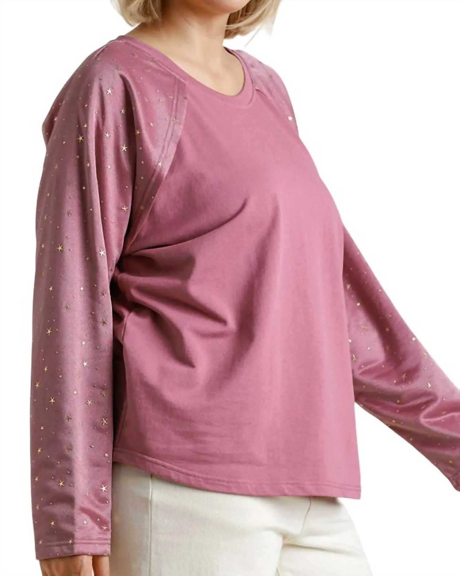 Star Layered Mesh Sleeve Top In Berry