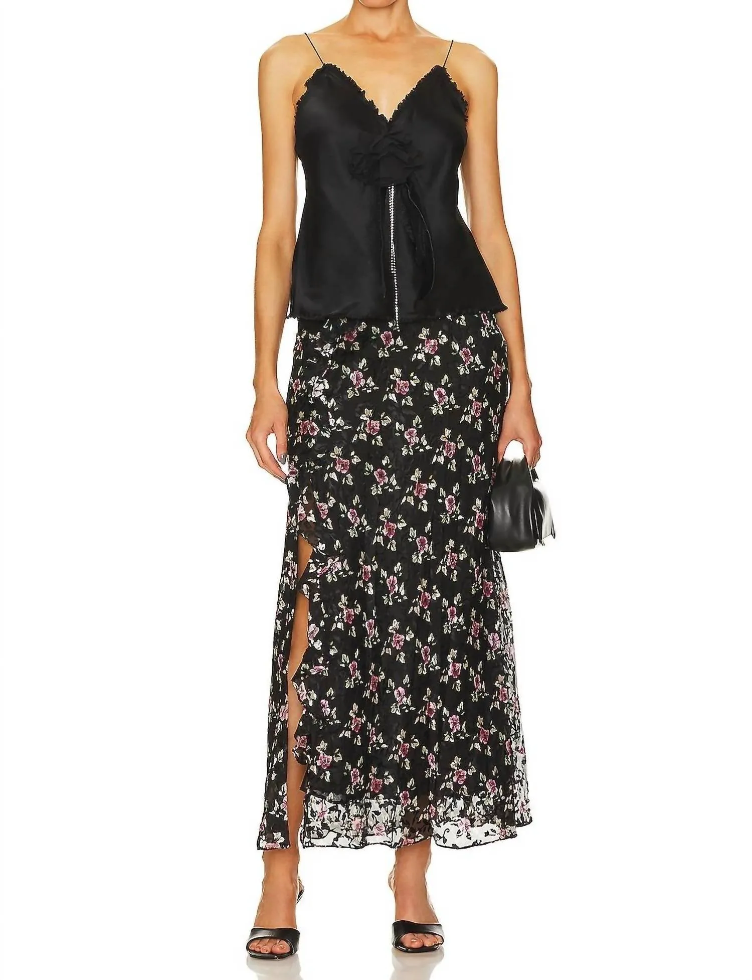 Sumi Skirt In Autumn Day