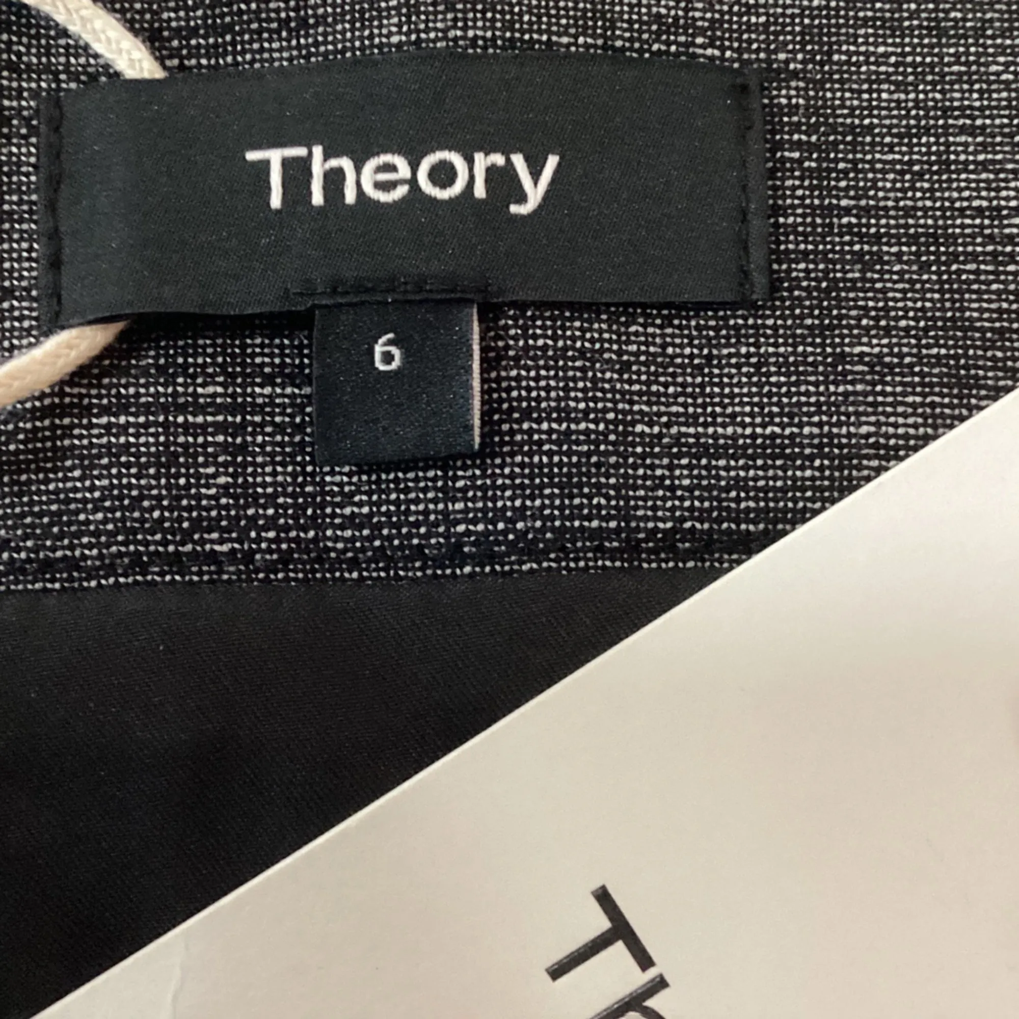 Theory Joanie Skirt in Grey Wool