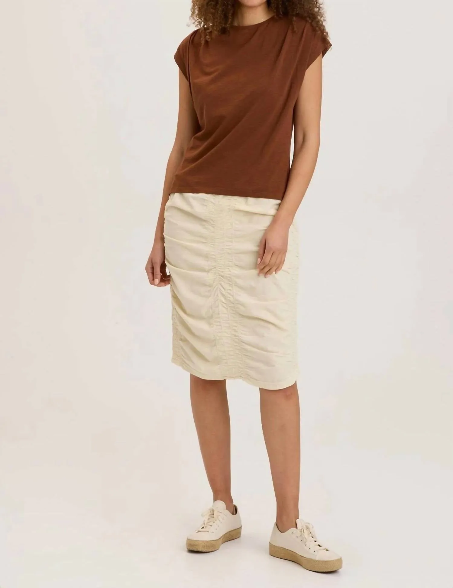 Trace Skirt In Toasted Almond