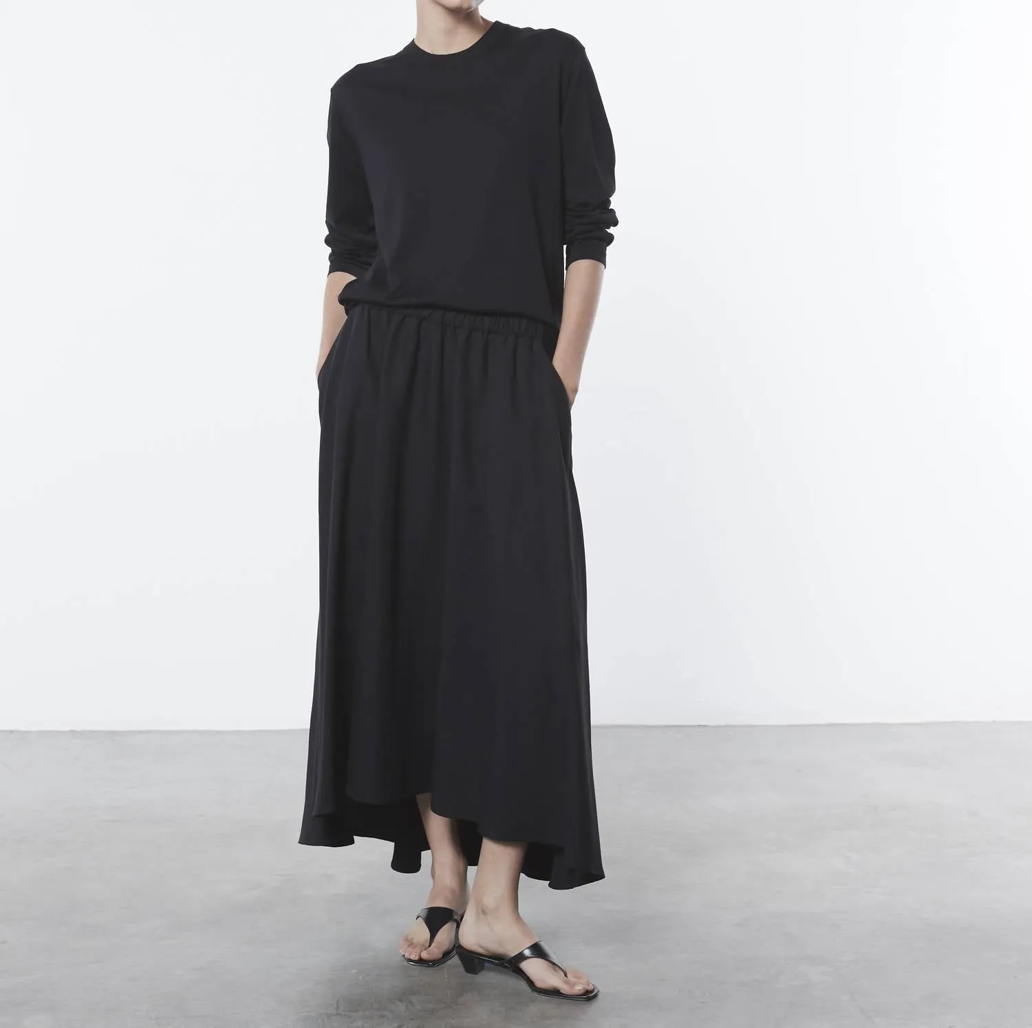 Twill Circle Skirt In Black