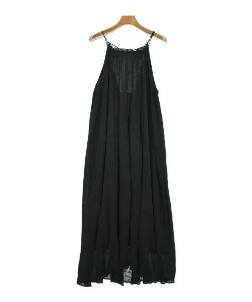 UN3D. Dresses