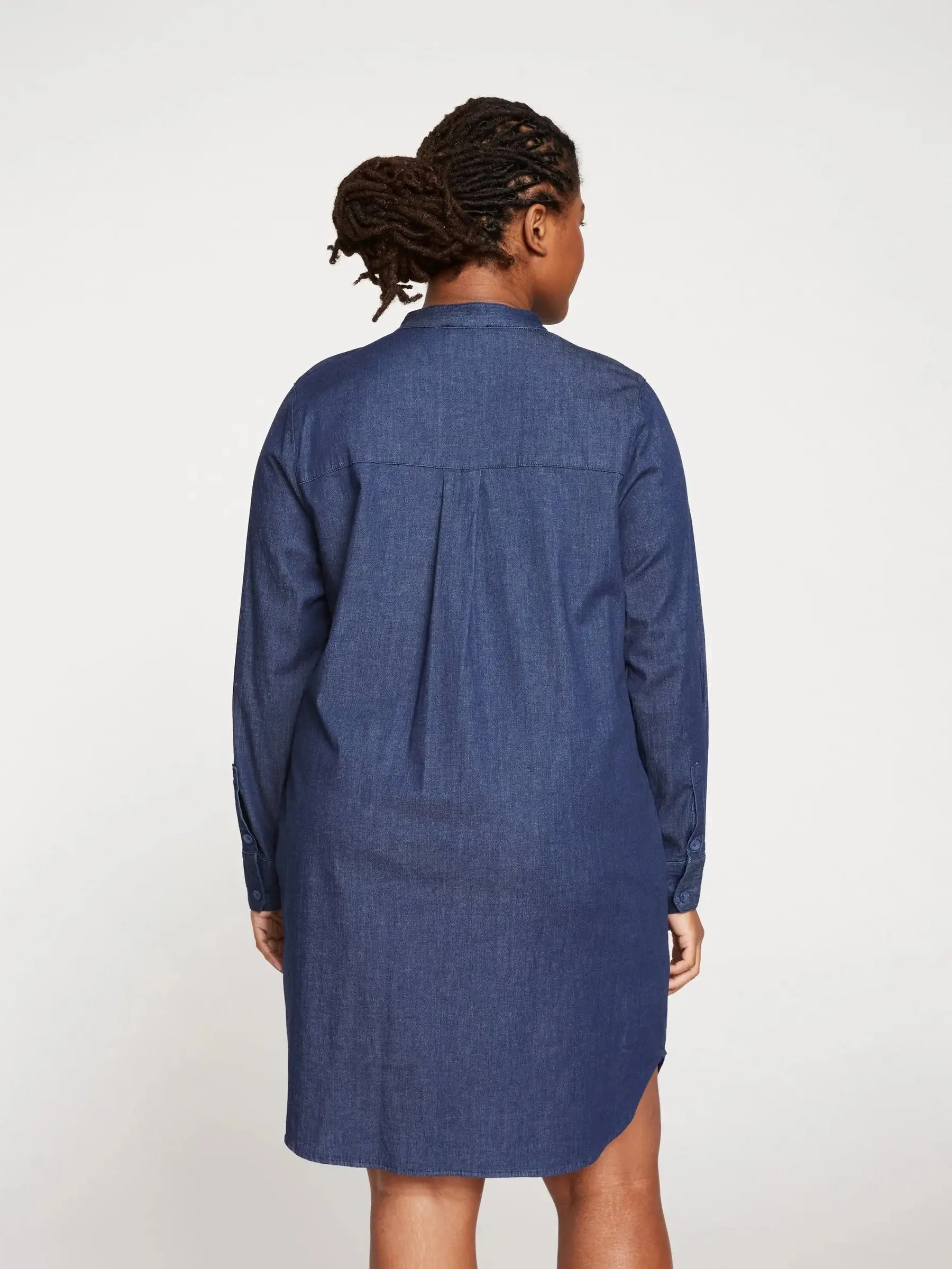 Universal Standard Size M (18/20) Blue Chambray Dress