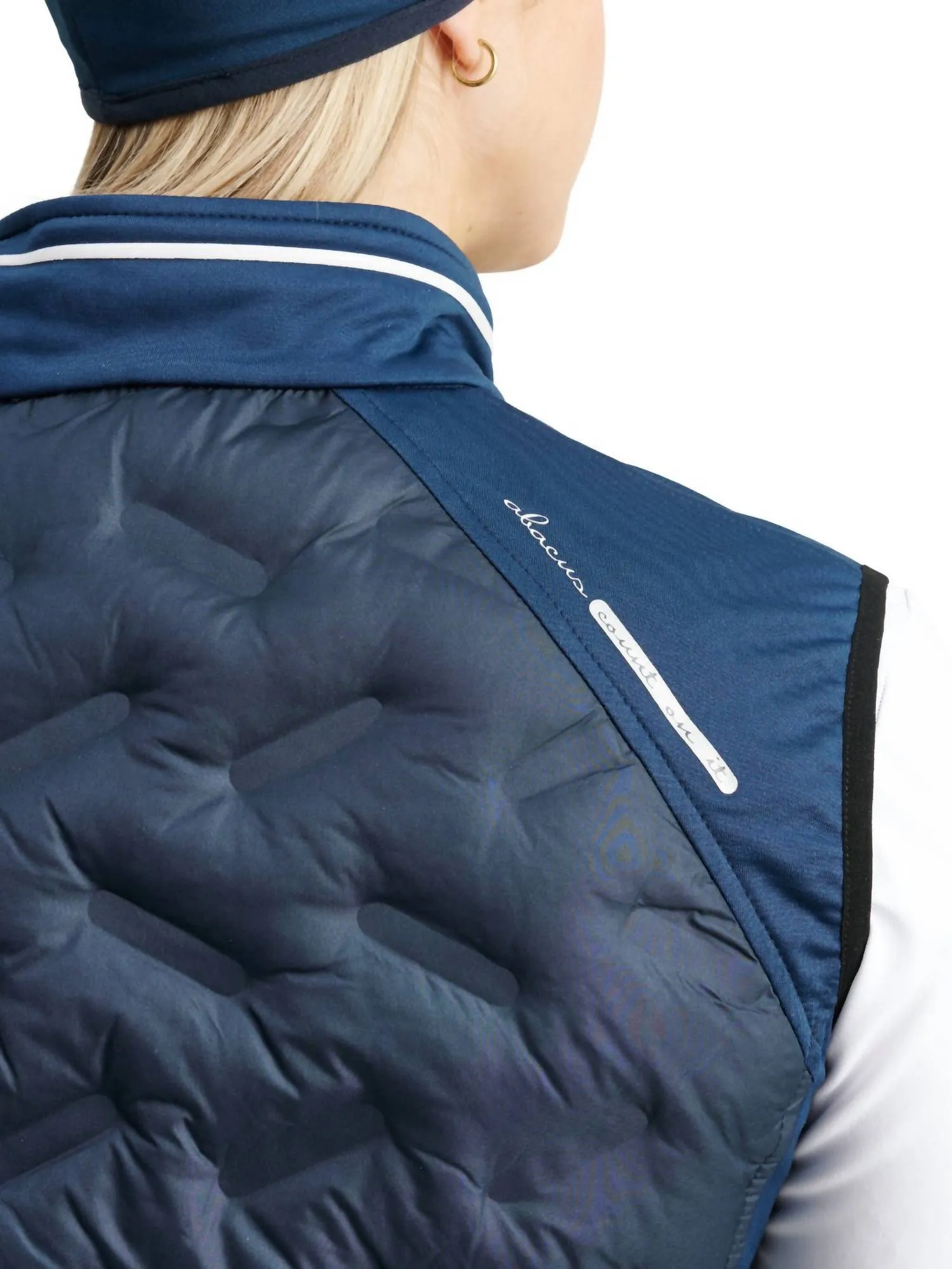 Women Grove Hybrid Vest In Peacock Blue