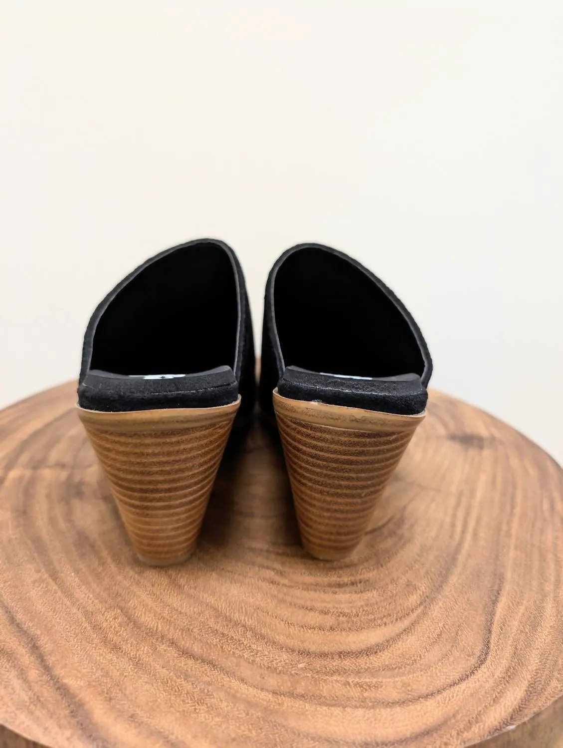Women Sizzle Mule Sandal In Black