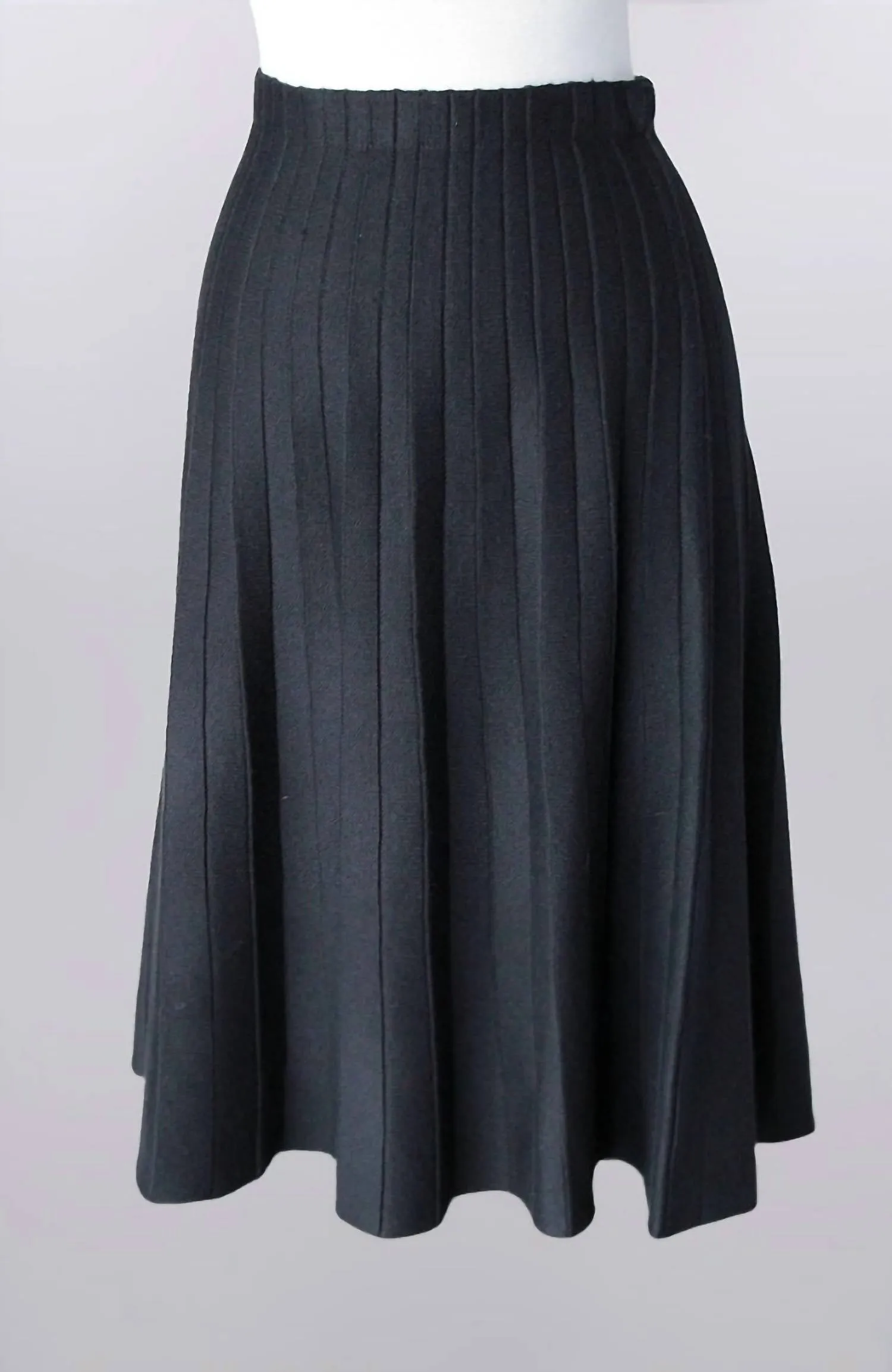 Women's Knit Midi Skirt In Black